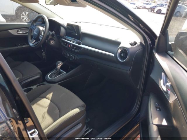 3KPF24AD7PE684267 KIA FORTE LX