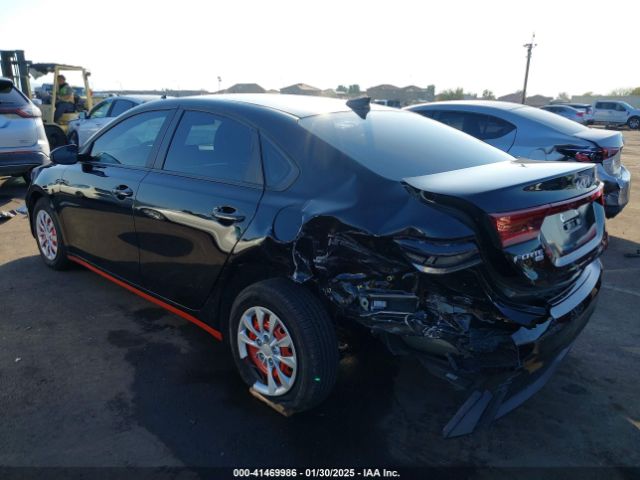 3KPF24AD7PE684267 KIA FORTE LX