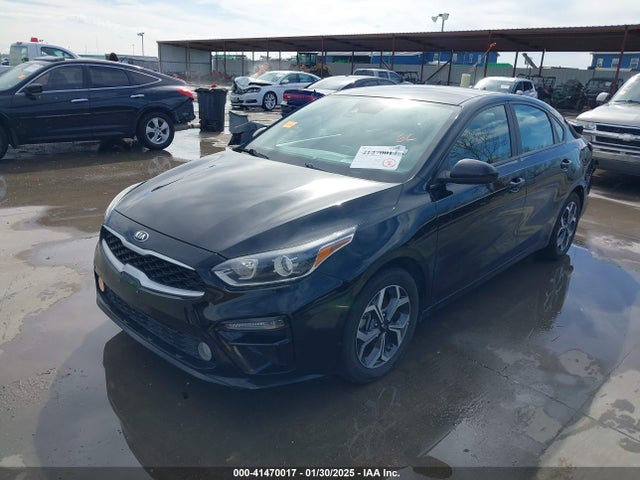 3KPF24AD1KE068184 KIA Forte Lxs