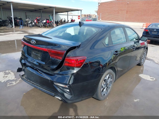 3KPF24AD1KE068184 KIA Forte Lxs