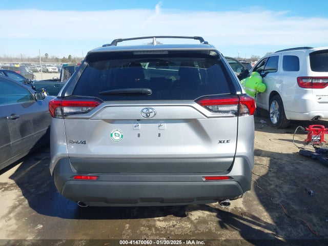 Toyota Rav4 Xle Premium 2024 2T3C1RFV8RC292489 Image 16