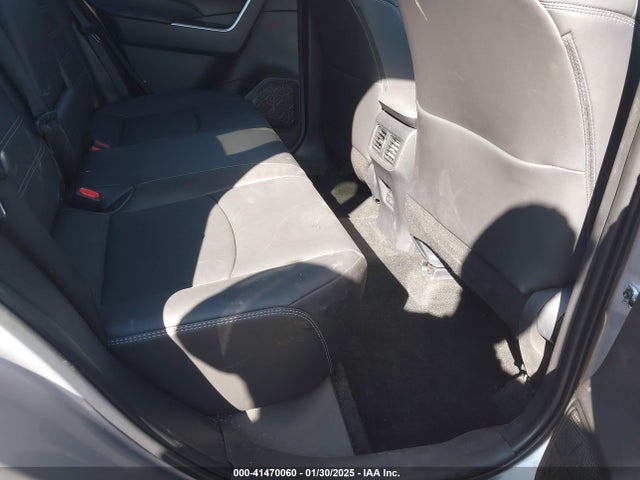 Toyota Rav4 Xle Premium 2024 2T3C1RFV8RC292489 Image 8