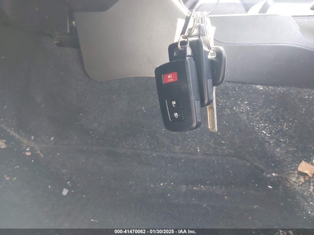 3TMCZ5AN9JM177901 Toyota Tacoma Trd Off Road