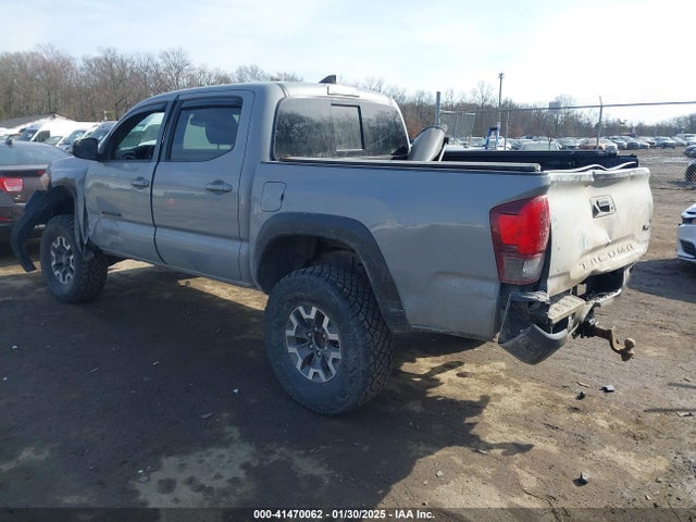 3TMCZ5AN9JM177901 Toyota Tacoma Trd Off Road