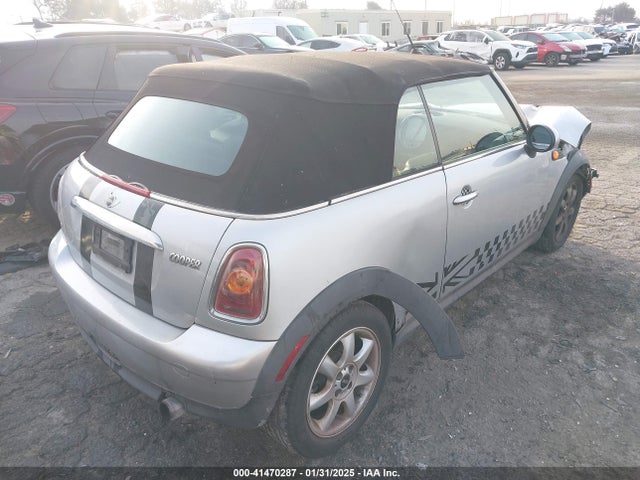 2010 MINI COOPER WMWMR3C55ATU97947 Photo 3