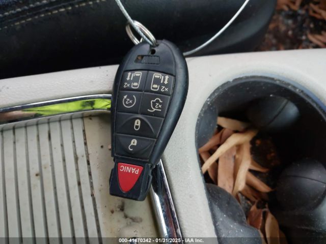2C4RDGCG9HR677157 Dodge Grand Caravan Sxt