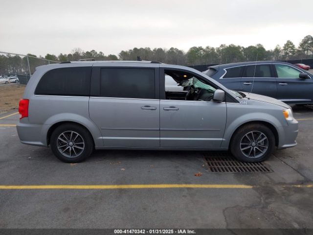 2C4RDGCG9HR677157 Dodge Grand Caravan Sxt