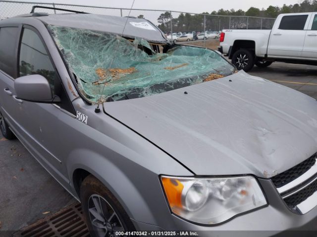 2C4RDGCG9HR677157 Dodge Grand Caravan Sxt