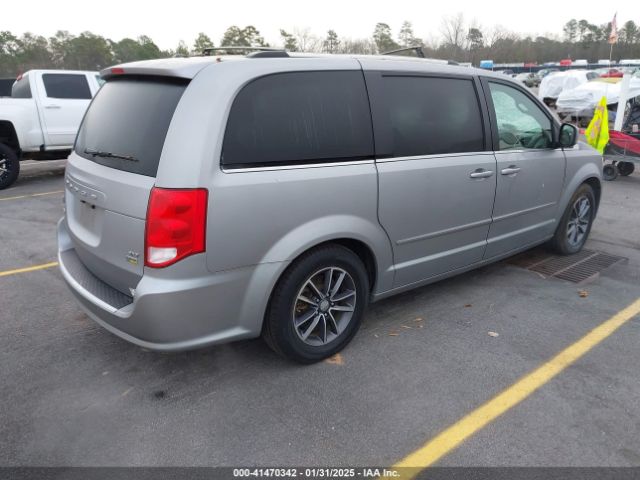 2C4RDGCG9HR677157 Dodge Grand Caravan Sxt