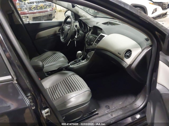Chevrolet Cruze Ls Auto 2014 1G1PA5SG6E7106690 Image 5