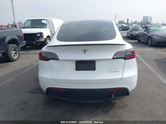 7SAYGDEF6PF621289 Tesla Model Y Performance Dual Motor All-wheel Drive