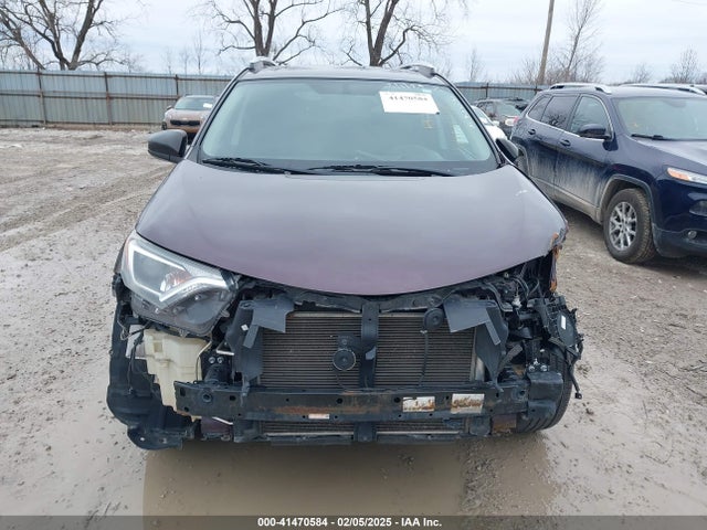 2T3ZFREV0GW312324 Toyota RAV4 LE