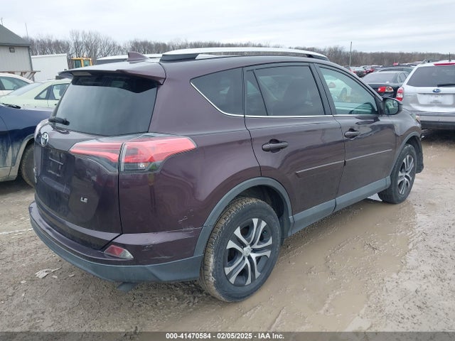 2T3ZFREV0GW312324 Toyota RAV4 LE