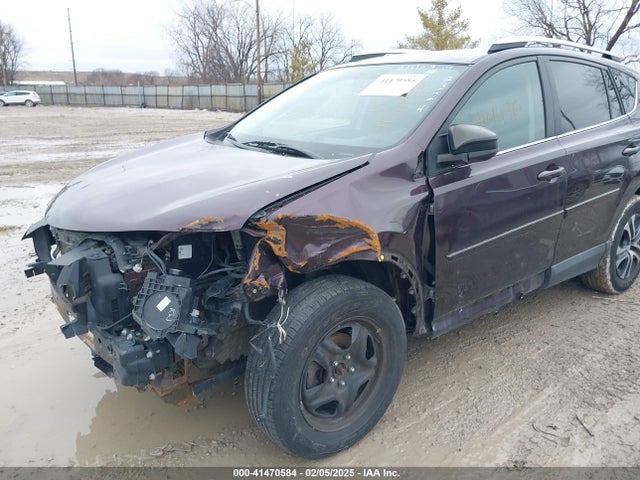2T3ZFREV0GW312324 Toyota RAV4 LE