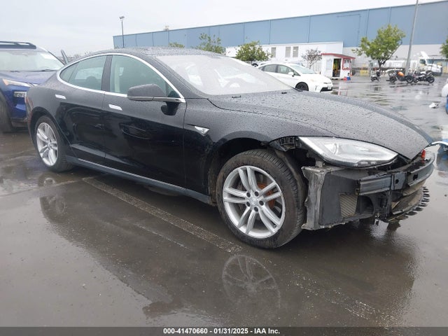 2013 TESLA MODEL S 5YJSA1CN0DFP20053 Photo 0