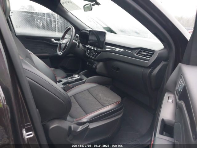 1FMCU0MN7PUA38346 Ford Escape St-line