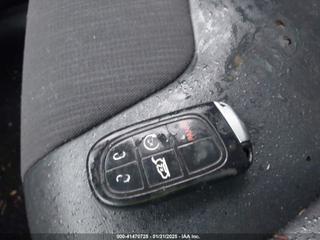 1C4PJMBS8FW503590 Jeep Cherokee Trailhawk