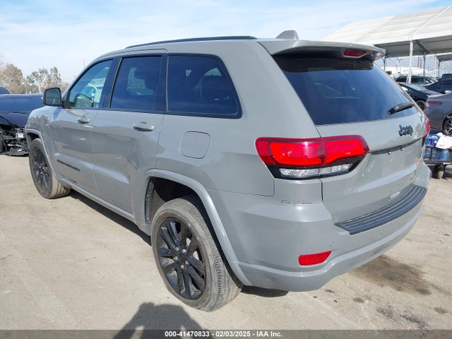 1C4RJEAG8NC154491 Jeep Grand Cherokee Wk Laredo X 4x2