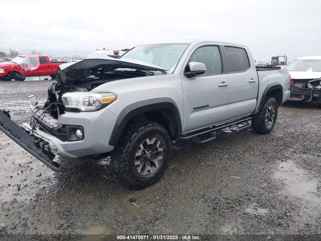 3TMCZ5AN6KM235786 Toyota Tacoma Trd Off Road