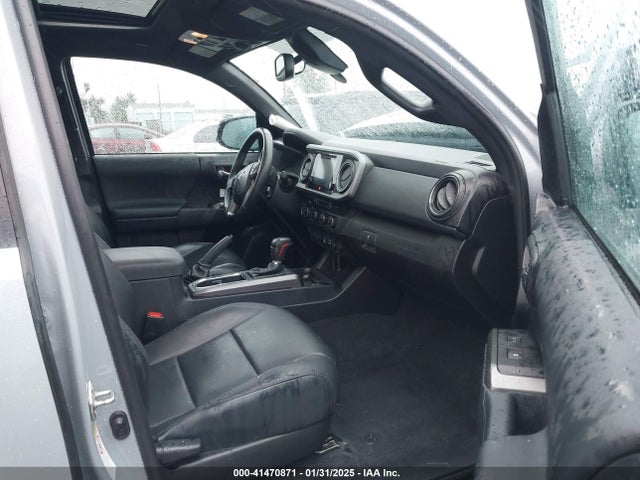 3TMCZ5AN6KM235786 Toyota Tacoma Trd Off Road