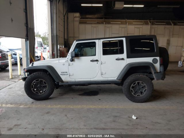 1C4BJWDGXEL305267 Jeep Wrangler Unlimited Sport
