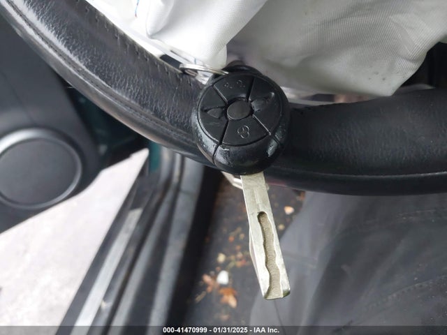 2006 MINI COOPER WMWRC33556TK70238 Photo 10