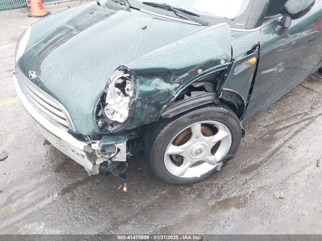 2006 MINI COOPER WMWRC33556TK70238 Photo 5