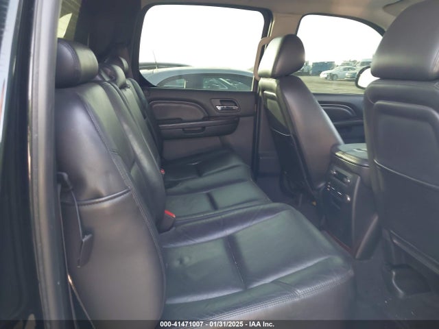 2011 CADILLAC ESCALADE EXT 3GYT4NEF0BG305633 Photo 7
