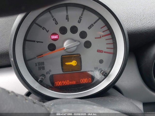 2009 MINI COOPER WMWMF335X9TU72854 Photo 6