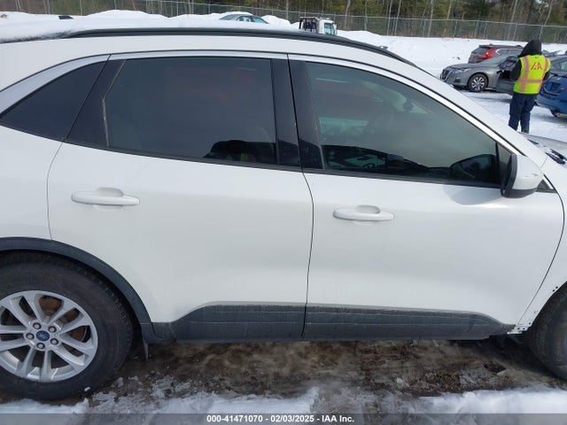 1FMCU9G67LUB21293 Ford ESCAPE SE
