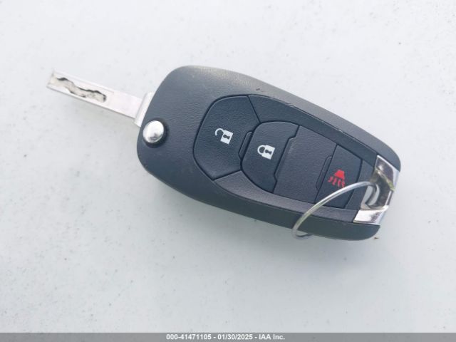 3GNCJKSB8LL230341 Chevrolet Trax Fwd Ls