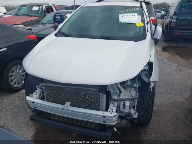 3GNCJKSB8LL230341 Chevrolet Trax Fwd Ls