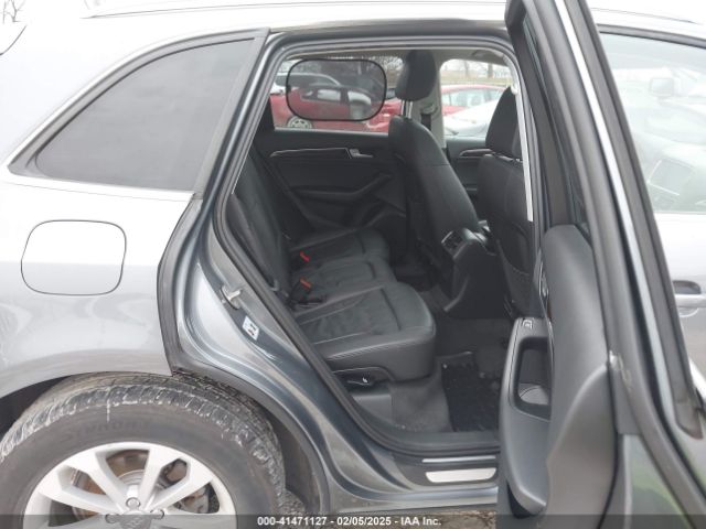WA1LFAFP5EA054010 Audi Q5 2.0t Premium