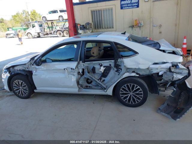 3VWCB7BUXLM051696 Volkswagen Jetta 1.4t R-line/1.4t S/1.4t Se