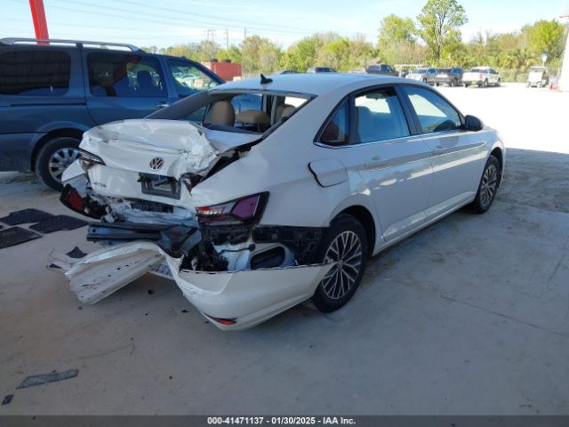 3VWCB7BUXLM051696 Volkswagen Jetta 1.4t R-line/1.4t S/1.4t Se