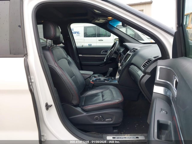 1FM5K8GT2GGA82759 Ford EXPLORER SPORT