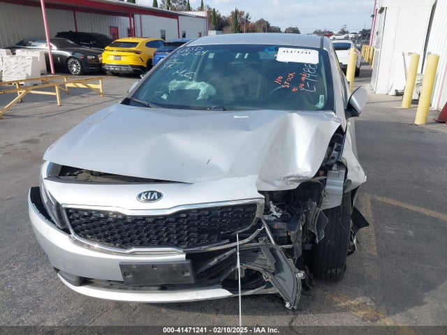 KIA FORTE LX 2017 3KPFL4A73HE099517 Image 11