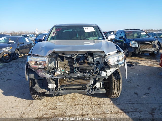 5TFAZ5CN2HX046186 Toyota Tacoma Sr5 V6