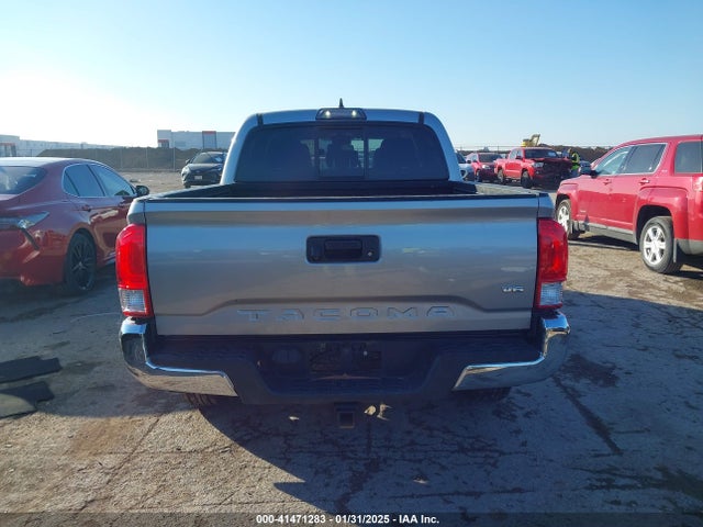 5TFAZ5CN2HX046186 Toyota Tacoma Sr5 V6