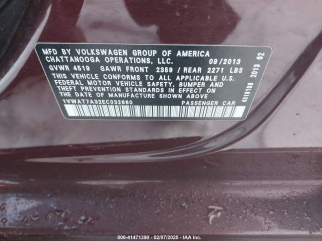 1VWAT7A32EC032660 Volkswagen Passat 1.8t Wolfsburg Edition