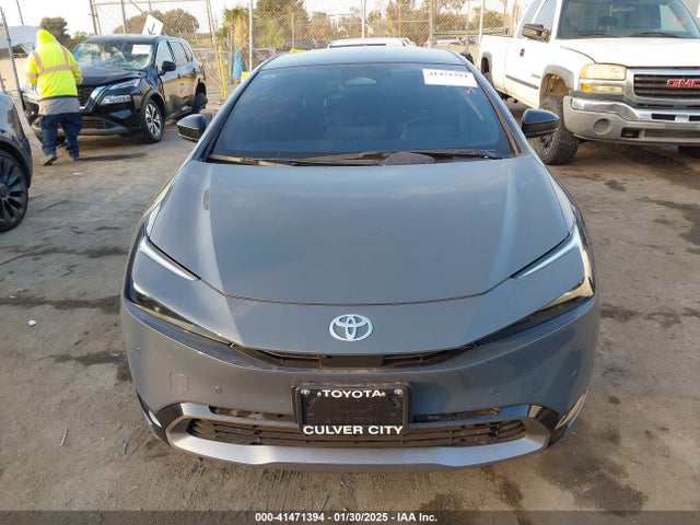 JTDACAAU6R3018534 Toyota Prius Limited