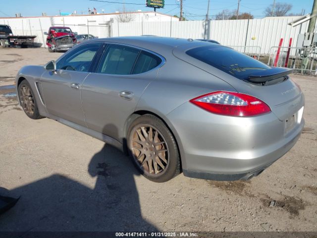 2010 PORSCHE PANAMERA WP0AB2A76AL062248 Photo 2