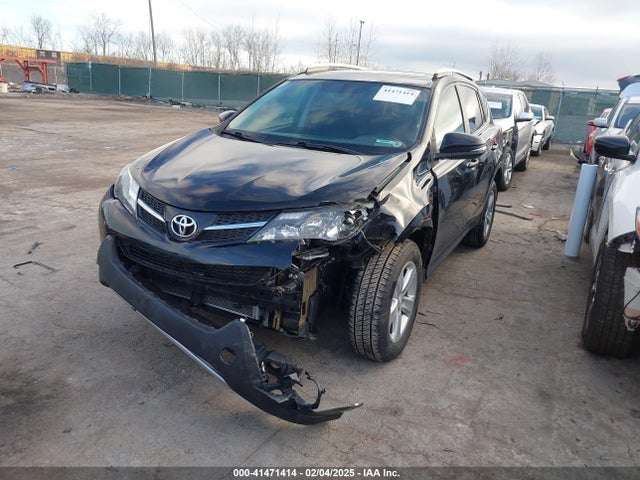 Toyota Rav4 Xle 2014 2T3RFREV9EW185196 Image 2
