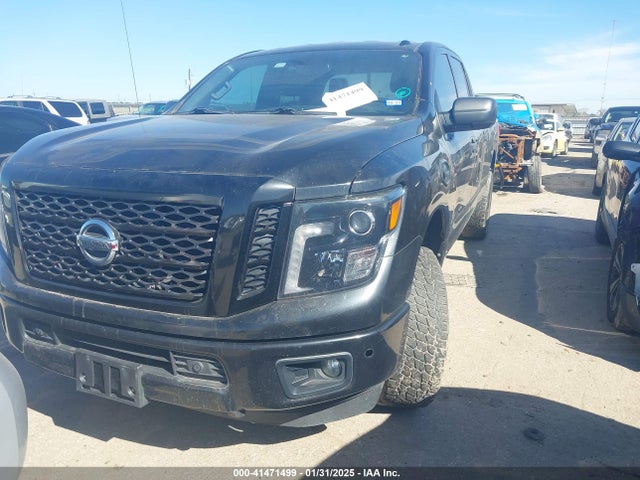 1N6BA1F44JN522847 Nissan Titan Xd Sv Diesel