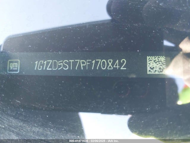 1G1ZD5ST7PF170842 Chevrolet Malibu Fwd 1lt