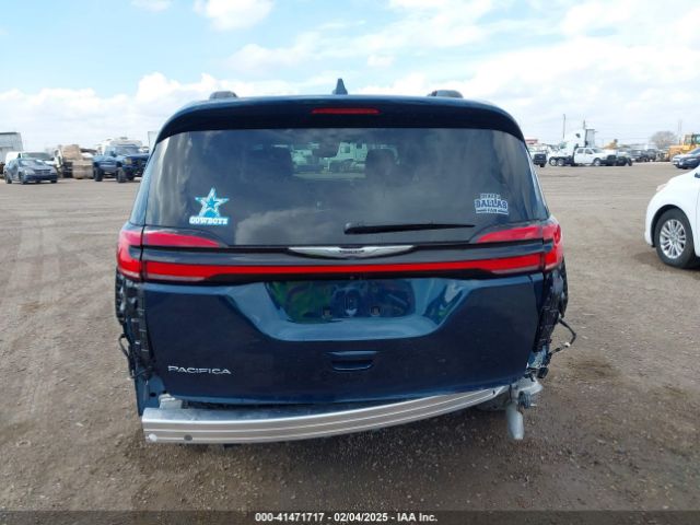 2C4RC1BG0NR165025 Chrysler Pacifica Touring L