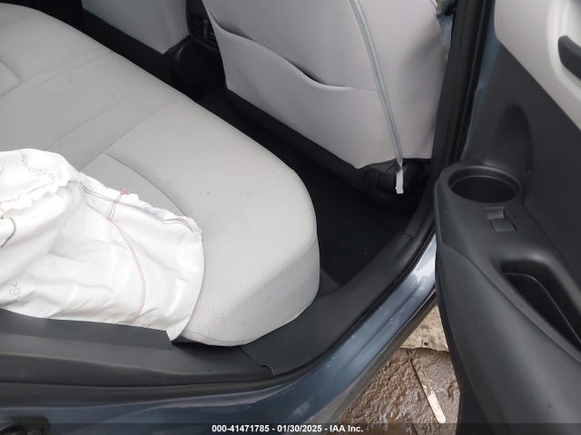 Toyota Corolla Cross L 2022 7MUAAABG3NV040858 Image 8