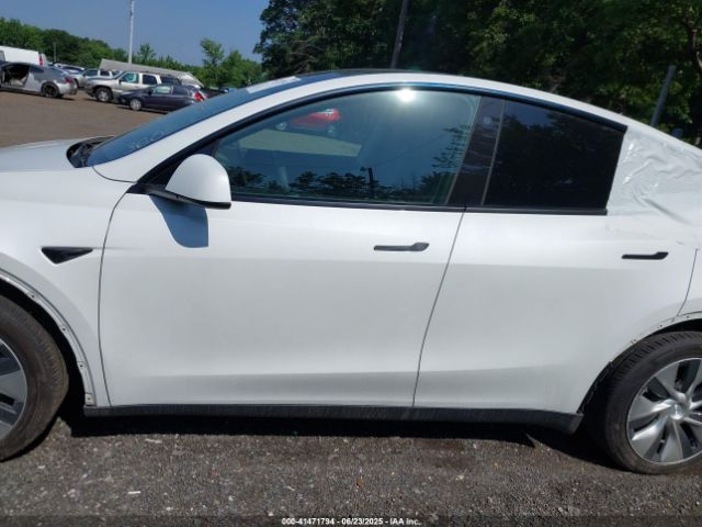 5YJYGDEE1MF259548 Tesla Model Y