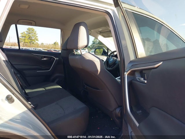 Toyota Rav4 Xle 2022 2T3W1RFV5NW189052 Image 8