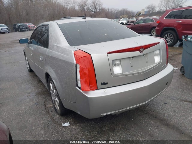 2005 CADILLAC CTS 1G6DP567650201670 Photo 2